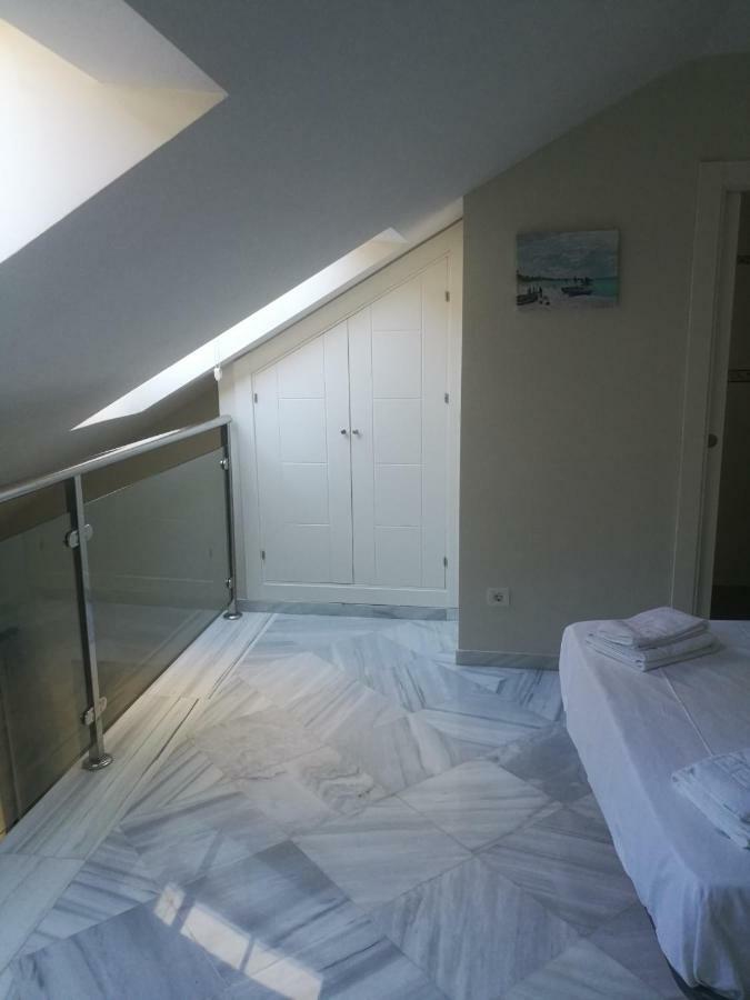 Apartamentos Edificio Vicente Málaga Esterno foto